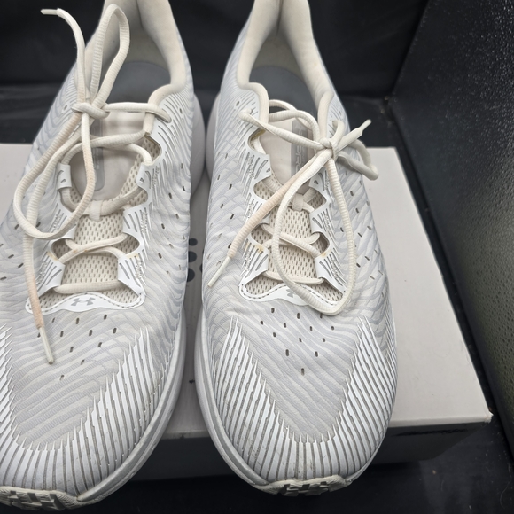 Under Armour White Running Sneakers - Picture 6 of 7
